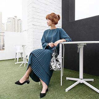 Pleated-hem Maxi Dress