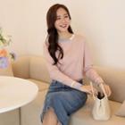 Round-neck Piped Knit Top