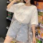 Mock Two-piece Embroidered Mesh Panel Short-sleeve T-shirt