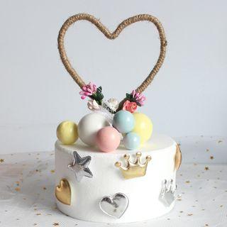 Set Of 10: Glossy Cake Topper