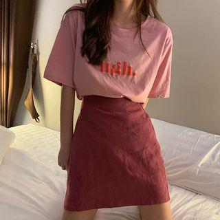 Plain Lettering Crop T-shirt / High-waist Plain