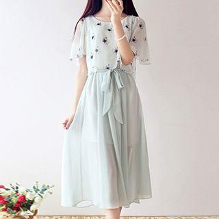 Floral Panel Short Sleeve Midi Dress