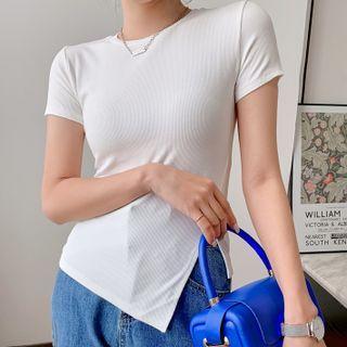 Short Sleeve Crew Neck Asymmetrical Hem T-shirt