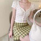 Short-sleeve Floral Print T-shirt / Plaid Mini Skirt