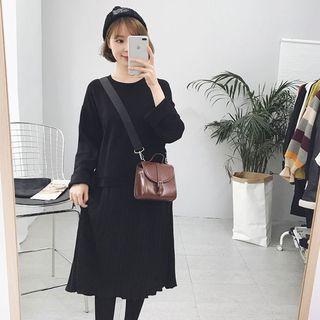 Mock Two-piece Pleated Chiffon Dress