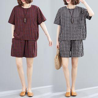 Set : Plaid Round-neck Short-sleeve Top + Shorts