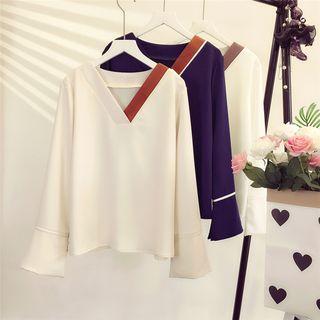 Color Block V-neck Blouse