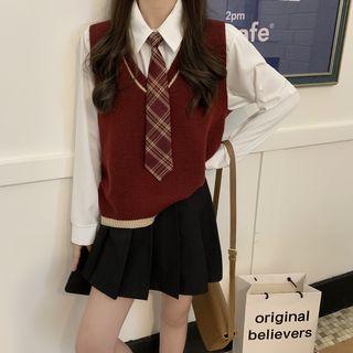 Plain Shirt / Plaid Tie / Sweater Vest / Set