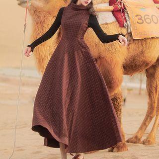 Set: Long-sleeve T-shirt + Plaid Midi Jumper Dress