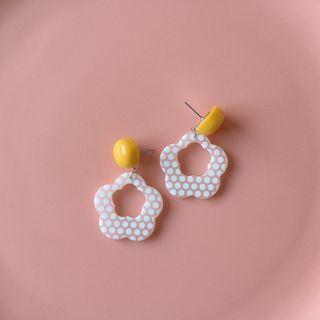 Dotted Flower Drop Earring
