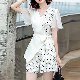 Set: Short-sleeve Dotted Blouse + Shorts