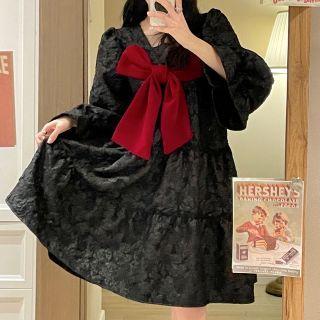 Long-sleeve Bow Accent Smock Dress