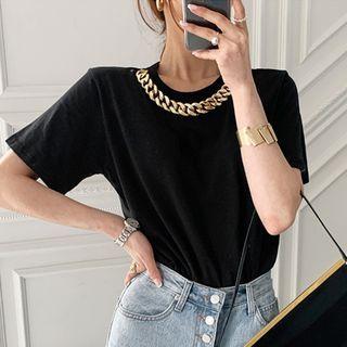 Short-sleeve Chain Accent T-shirt