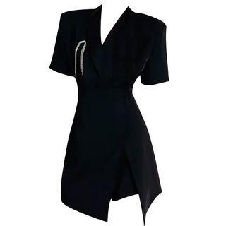 Short-sleeve Mini A-line Dress / Shorts