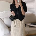 Short-sleeve V-neck Blouse / Lace Midi A-line Skirt