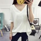 Plain Elbow Sleeve V-neck T-shirt
