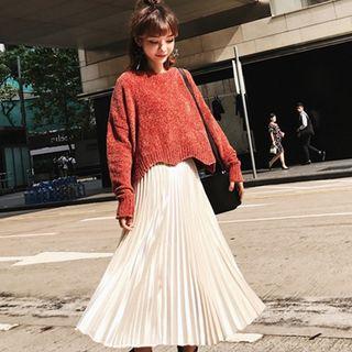 Set: Wave Trim Cropped Sweater + Pleated A-line Skirt
