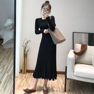 Ruffle Trim Long Sleeve Rib-knit Dress