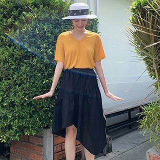 Elbow-sleeve Top / Asymmetric A-line Skirt
