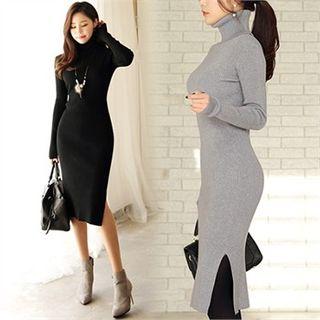 Turtle-neck Long-sleeve Slit-side Knit Dress