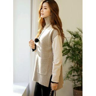 High-neck Dual-pocket Vest