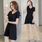 Short-sleeve V-neck V-neck A-line Dress