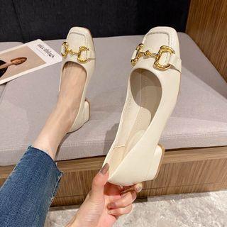 Chain Detail Block Heel Pumps