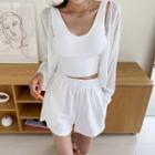 Sleeveless U-neck Padded Crop Top