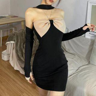 Set: Halter-neck Bow Accent Mini Sheath Dress + Fingerless Gloves