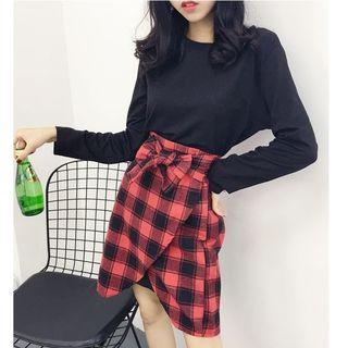 Set: Long-sleeve T-shirt Dress + Plaid Tie-waist Skirt