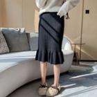 Ruffle Hem Straight-fit Knit Skirt