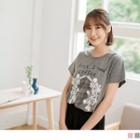 Lace Applique Print T-shirt