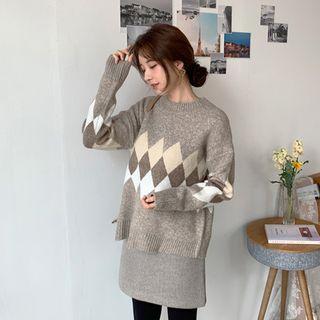 Drop-shoulder Argyle Sweater Beige - One Size