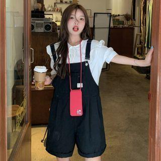 Short-sleeve Ruffle Blouse / Mini Jumper Shorts