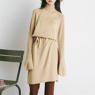 Slit-hem Turtle-neck Knit Dress With Tie