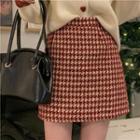 Houndstooth Woolen Skirt