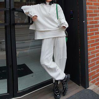 Oversize Hoodie / Harem Pants / Mock-neck Vest