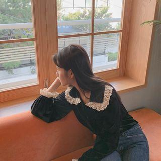 Lace-trim Capelet Velvet Blouse Black - One Size