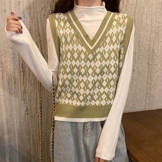 Argyle Sweater Vest / Mock Neck Top