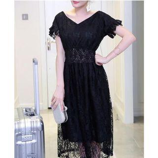 Short-sleeve V-neck Lace Dress
