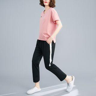 Set: Short-sleeve V-neck T-shirt + Sweatpants