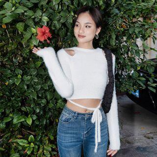 Asymmetrical Cold-shoulder Crop Knit Top