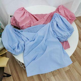 Plain Puff-sleeve Shirred Cropped Blouse