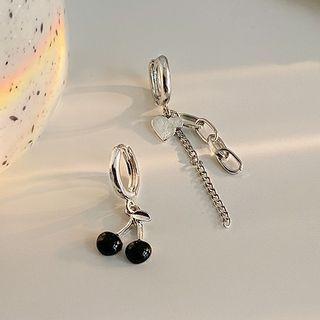 Cherry Asymmetrical Alloy Dangle Earring 1 Pair - Silver - One Size