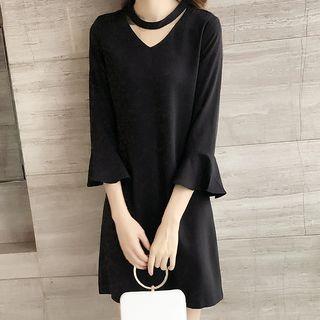 Plain 3/4 Sleeve Cut Out Front Dress