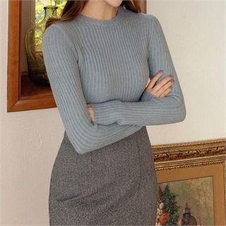 Crewneck Fitted Rib-knit Top