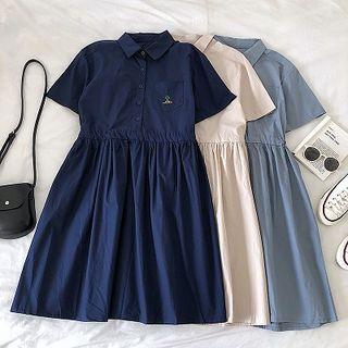 Picture Embroidered Short-sleeve Dress