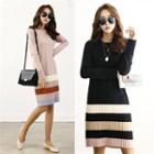 Color-block Pleated Knit Dress