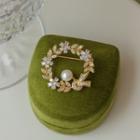 Freshwater Pearl Flower Brooch 1 Pc - Gold - One Size