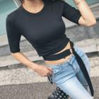Short-sleeve Buckled Cropped Top